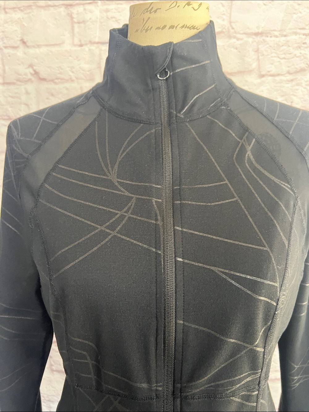 Zella Black Patterned Zip-Front Performance Jacket - Picture 3 of 10
